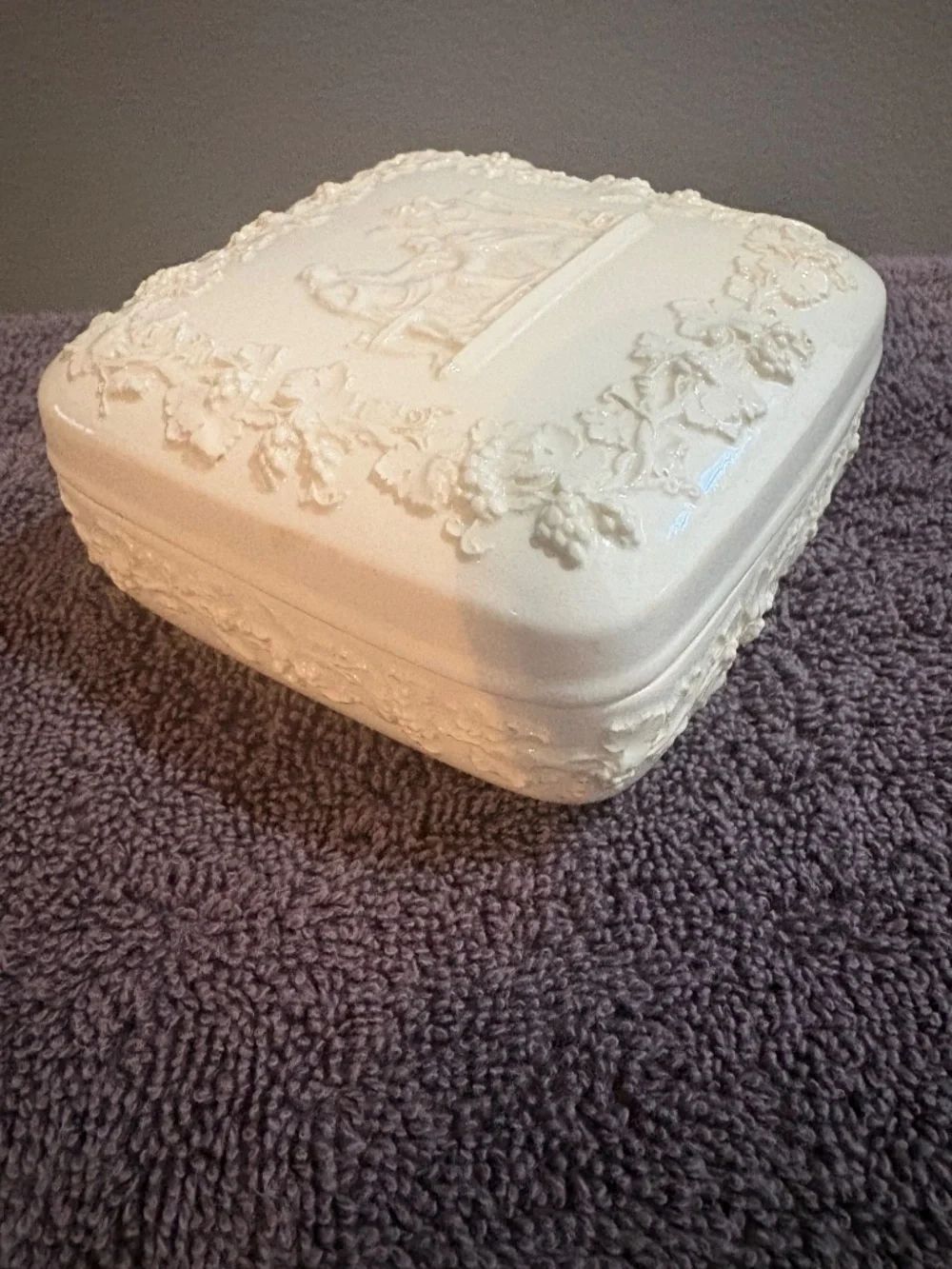 Wedgewood embossed Queensware trinket box, white creme on creme porcelain
